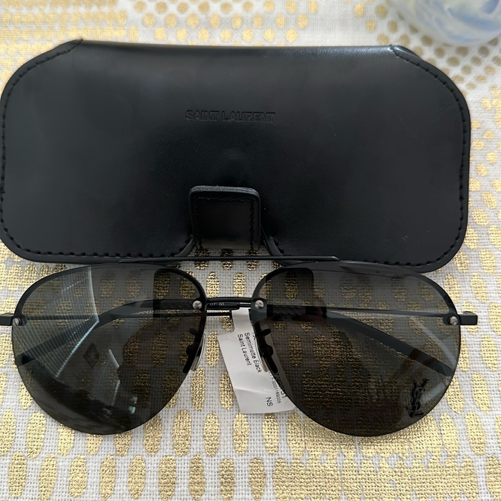 Saint Laurent aviators.. tags still on never worn!